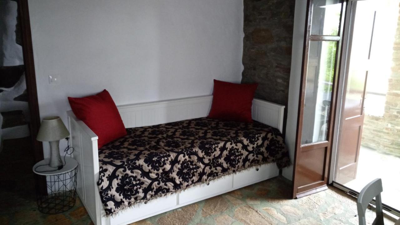Arnados Monte Kechros旅馆 外观 照片