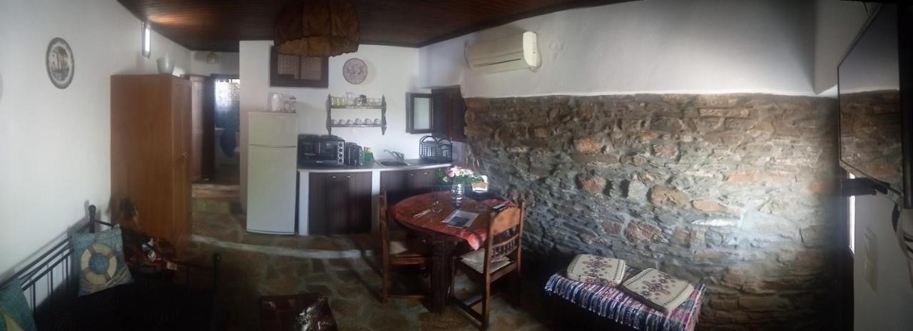 Arnados Monte Kechros旅馆 外观 照片