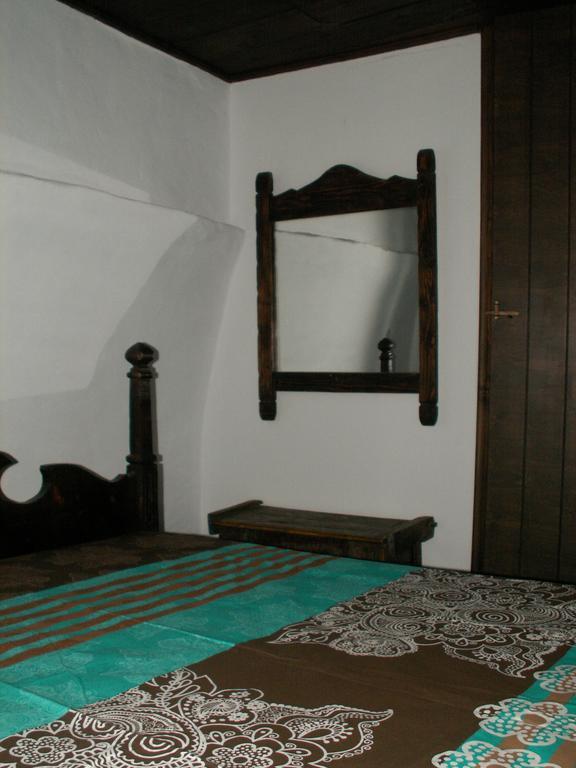 Arnados Monte Kechros旅馆 外观 照片